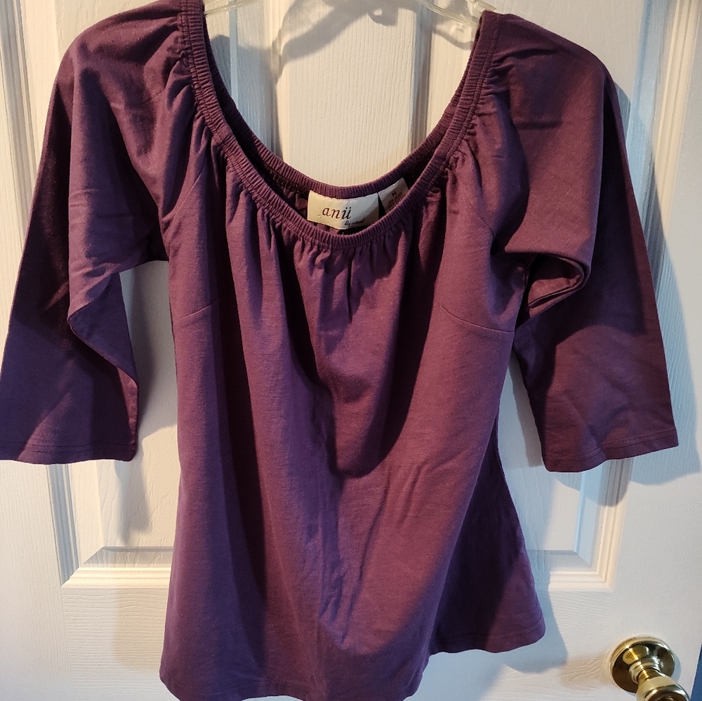 Women's Top
